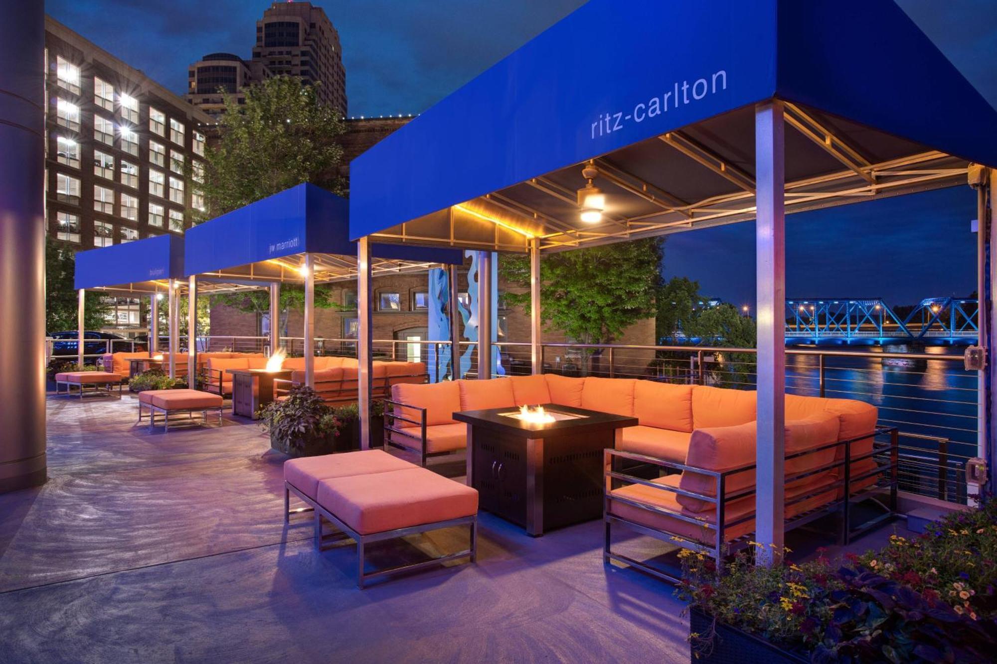 Jw Marriott Grand Rapids Hotel Exterior foto